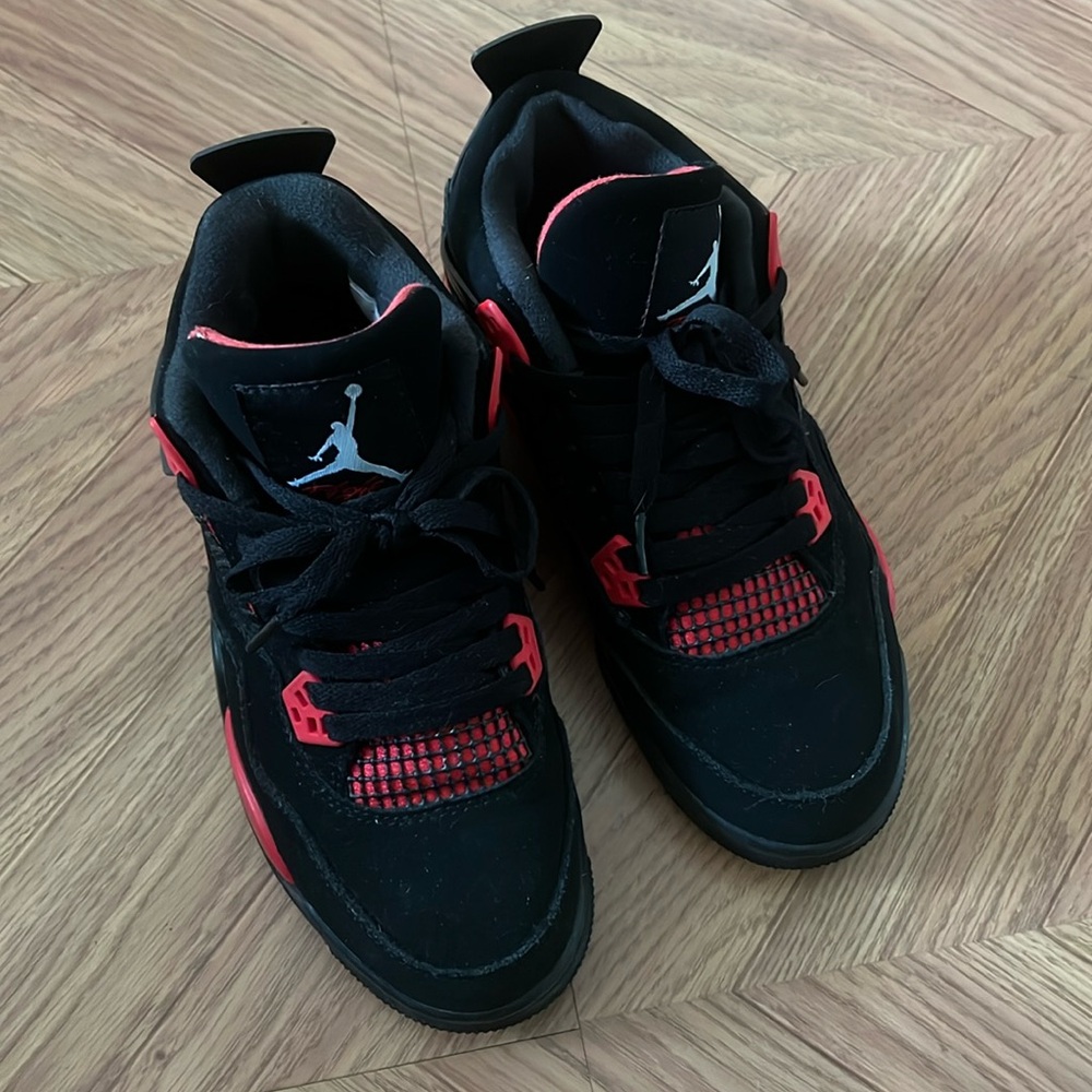 Black and Red Men's Sneakers